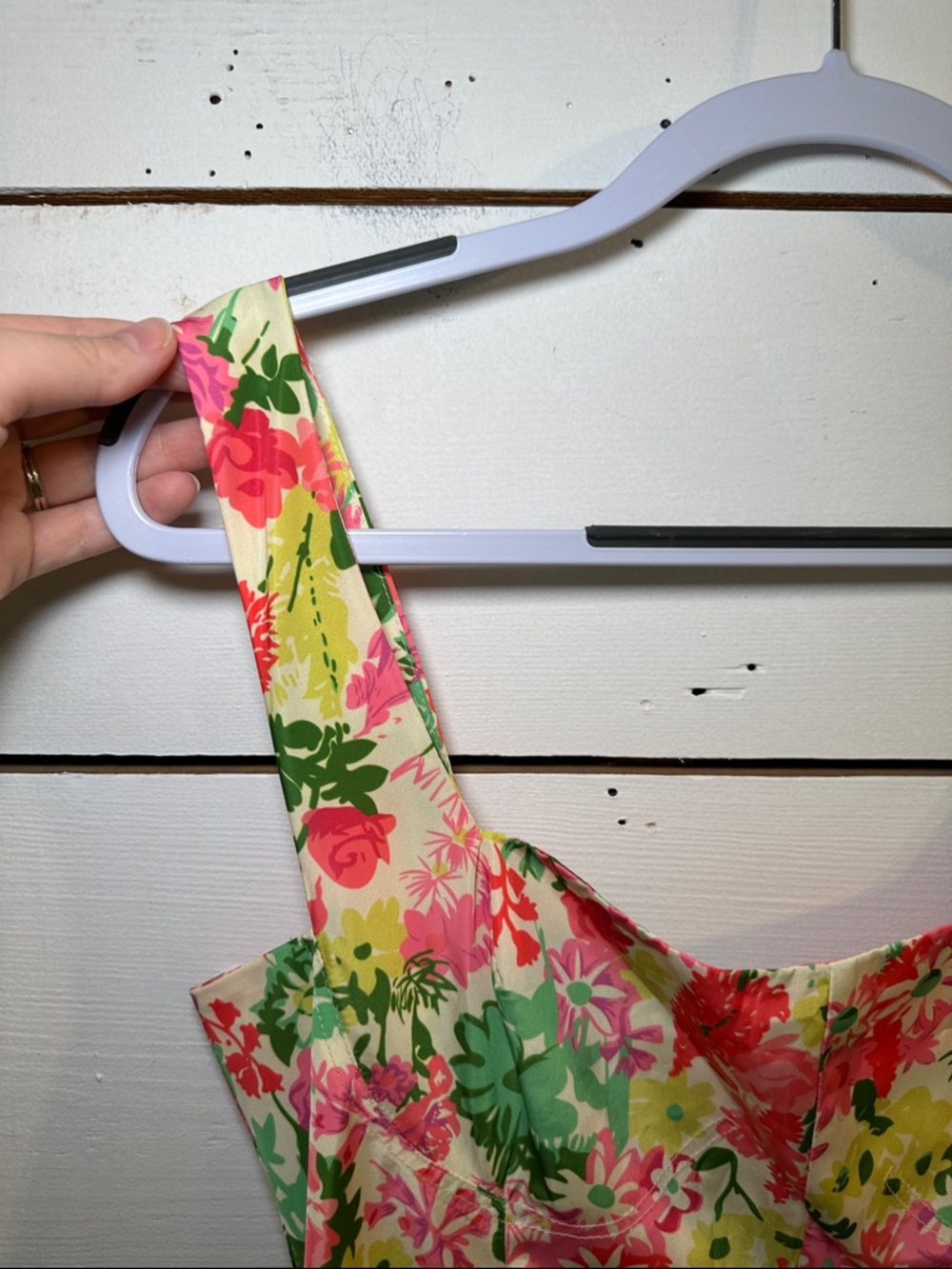 Tuckernuck Fiora Floral Pleat Dress - Picture 4 of 12